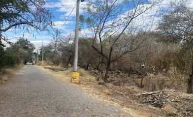 VENDO TERRENO EN CUERNAVACA FRACC. GRANJAS MERIDA, FRENTE AL TEC. DE MONTERREY