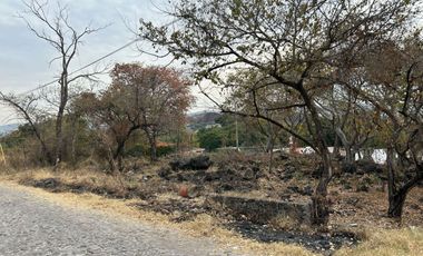 VENDO TERRENO EN CUERNAVACA FRACC. GRANJAS MERIDA, FRENTE AL TEC. DE MONTERREY