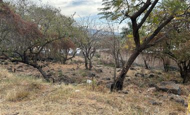VENDO TERRENO EN CUERNAVACA FRACC. GRANJAS MERIDA, FRENTE AL TEC. DE MONTERREY
