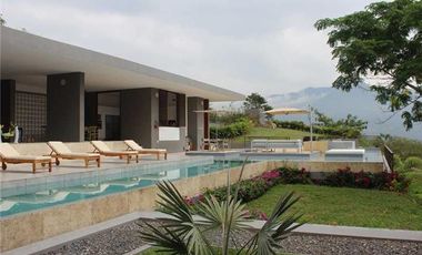 ALQUILER DE HERMOSA FINCA POR DIAS EN QUIMBAYA/QUINDIO