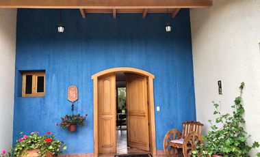 Casa en Venta en la Urb. Auqui Chico, en el mejor sector de Cumbayá, Quito, Ecuador