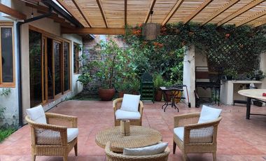 Casa en Venta en la Urb. Auqui Chico, en el mejor sector de Cumbayá, Quito, Ecuador