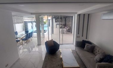 Samborondon, Renta de Hermosa Casa 4 Dorm. con Piscina y Jacuzzi Amoblada