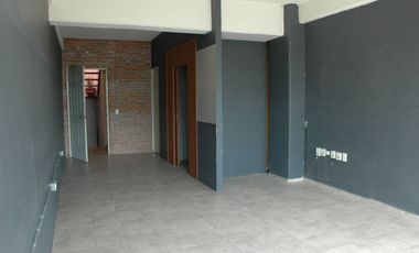 Oficina en renta en av adolfo lopez mateos, a 5 minutos de mundo E