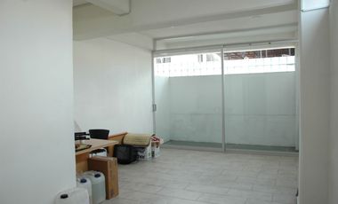 Oficina en renta en av adolfo lopez mateos, a 5 minutos de mundo E