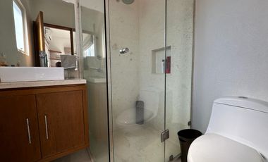 CASA EN RENTA EN FRACCIONAMIENTO LOMAS DE COCOYOC MORELOS