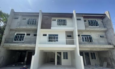 Pre-selling Townhouse Unit with 4 Bedroom and 3 Carport for Sale at Acadia Lane Townhomes in Merville Paranaque near NAIA 3 and Resorts World Manila