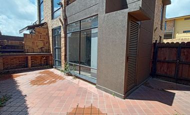 VENDO CASA  EN CONDOMINIO CAJICA