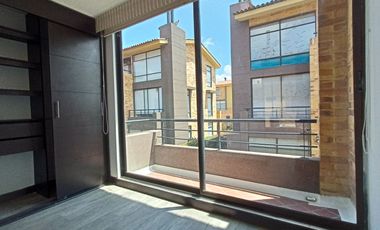 VENDO CASA  EN CONDOMINIO CAJICA
