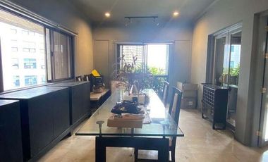 Three Bedroom condo unit for Sale in Alexandra Condominium at Pasig City