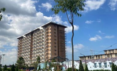 1 BR-prime condo unit w/ Balcony Facing Amenities near Entertainment City