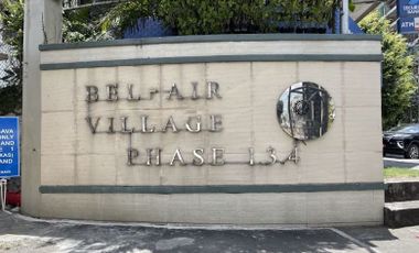LOT WITH OLD HOUSE FOR SALE AT BEL-AIR MAKATI!!!