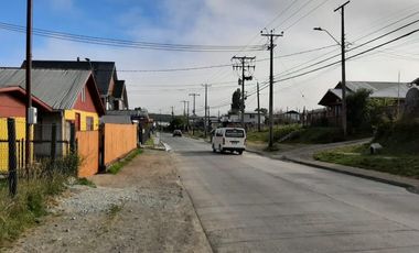 TERRENO URBANO 2000 M2, CON CABAÑA, CALBUCO