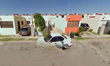 CASA EN REMATE BANCARCASA EN REMATE BANCARIO EN  C. San Blas 1226, Villas de San Miguel, 88000 Nuevo Laredo, Tamps  .-NGC4