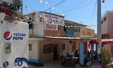 VENTA DE CASA DE DOS PISOS EN PLAYA YACILA
