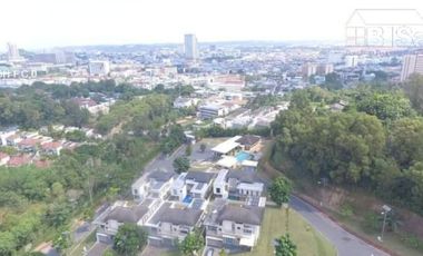 Luxury Single House 2 Floors Nagoya Valley Residence Batam for Sale