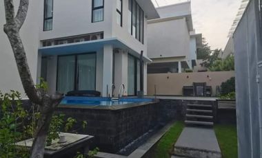 Luxury Single House 2 Floors Nagoya Valley Residence Batam for Sale