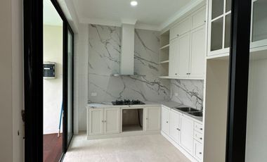 Luxury Single House 2 Floors Nagoya Valley Residence Batam for Sale