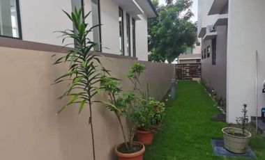 Luxury Single House 2 Floors Nagoya Valley Residence Batam for Sale