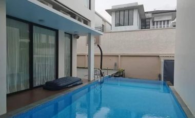 Luxury Single House 2 Floors Nagoya Valley Residence Batam for Sale