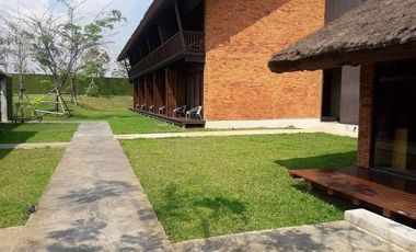 BEAUTIFUL LUXURY 43 ROOM RIVERSIDE RESORT JUST 10 MINUTES FROM DOWNTOWN KANCHANABURI!!!