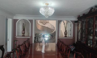 CASA EN VENTA EN JARDINES DE LA FLORIDA NAUCALPAN