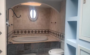 CASA EN VENTA EN JARDINES DE LA FLORIDA NAUCALPAN