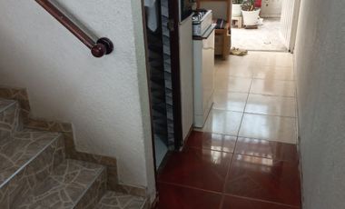 VENTA CASA  CON EXCELENTE UBICACION BARRIO TIMIZA ,KENNEDY .BOGOTA COLOMBIA