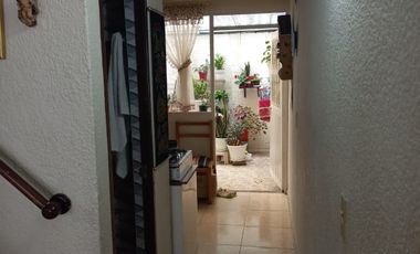 VENTA CASA  CON EXCELENTE UBICACION BARRIO TIMIZA ,KENNEDY .BOGOTA COLOMBIA