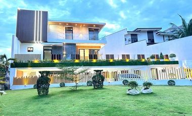 For Sale 3 Storey 7 Bedrooms with Swimming House and Lot for Sale at Vistagrande, Talisay, Cebu