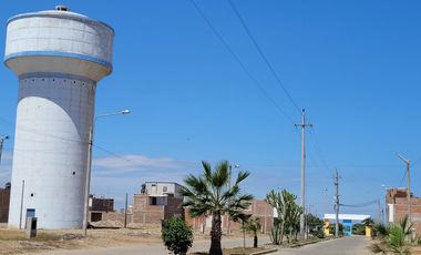 REMATE DE TERRENO EN ESQUINA Y FRENTE A CONDOMINIO EN PIMENTEL