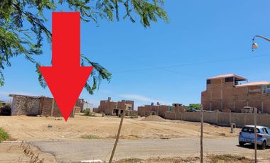REMATE DE TERRENO EN ESQUINA Y FRENTE A CONDOMINIO EN PIMENTEL