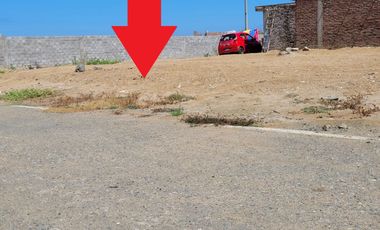 REMATE DE TERRENO EN ESQUINA Y FRENTE A CONDOMINIO EN PIMENTEL