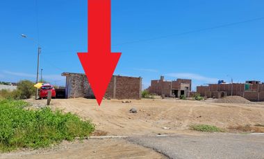 REMATE DE TERRENO EN ESQUINA Y FRENTE A CONDOMINIO EN PIMENTEL