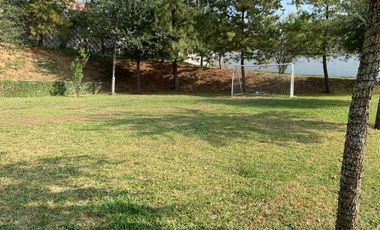 CASA DE TRES PLANTAS EN VENTA EN LADERAS ABEDUL (EL URO)