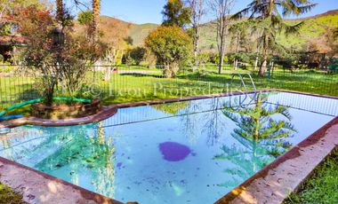 🏡Se vende hermosa y gran parcela con casa en Cuyuncavi, Curacaví.🏡