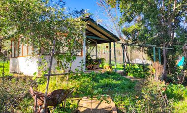 🏡Se vende hermosa y gran parcela con casa en Cuyuncavi, Curacaví.🏡