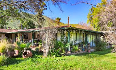 🏡Se vende hermosa y gran parcela con casa en Cuyuncavi, Curacaví.🏡