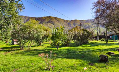 🏡Se vende hermosa y gran parcela con casa en Cuyuncavi, Curacaví.🏡