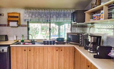 🏡Se vende hermosa y gran parcela con casa en Cuyuncavi, Curacaví.🏡