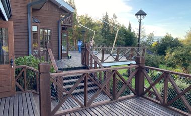 Parcela con casa en venta con orilla del Lago Villarrica