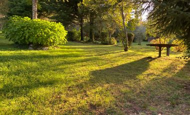 Parcela con casa en venta con orilla del Lago Villarrica