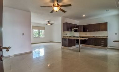 EN VENTA EDIFICIO DE 3 NIVELES QUE CONSTAN DE 3 DEPARTAMENTOS DE 2 RECAMARAS EN LA SM 50
