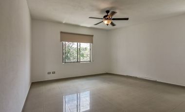 EN VENTA EDIFICIO DE 3 NIVELES QUE CONSTAN DE 3 DEPARTAMENTOS DE 2 RECAMARAS EN LA SM 50