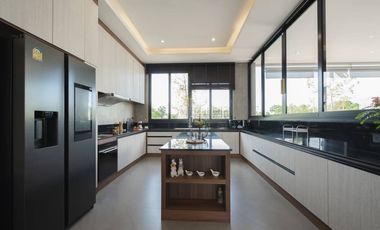 Luxury Pool Villa Modern tropical style Pa Daet Subdistrict. Chiang Mai  New style house, vacation home