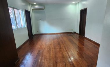 PAG - FOR LEASE: 6 Bedroom Townhouse in Chateau Emerie II, Quezon City