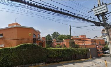 Casa en venta en calle Industria col.  Axotla, Álvaro Obregón.   CDMX.                                  CVMS