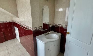 DE OPORTUNIDAD Linda Casa a la Venta, sector Mastodontes.