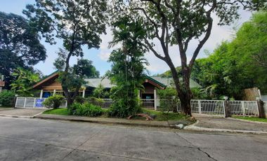 4 bedroom house with pool for lease at Ayala Alabang