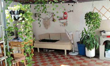 Arriendo amplia y cómoda casa  AMOBLADA , . Cerca de todo, centros comerciales , parque de la leyenda vallenata, Gobernacion , parque de la vida.